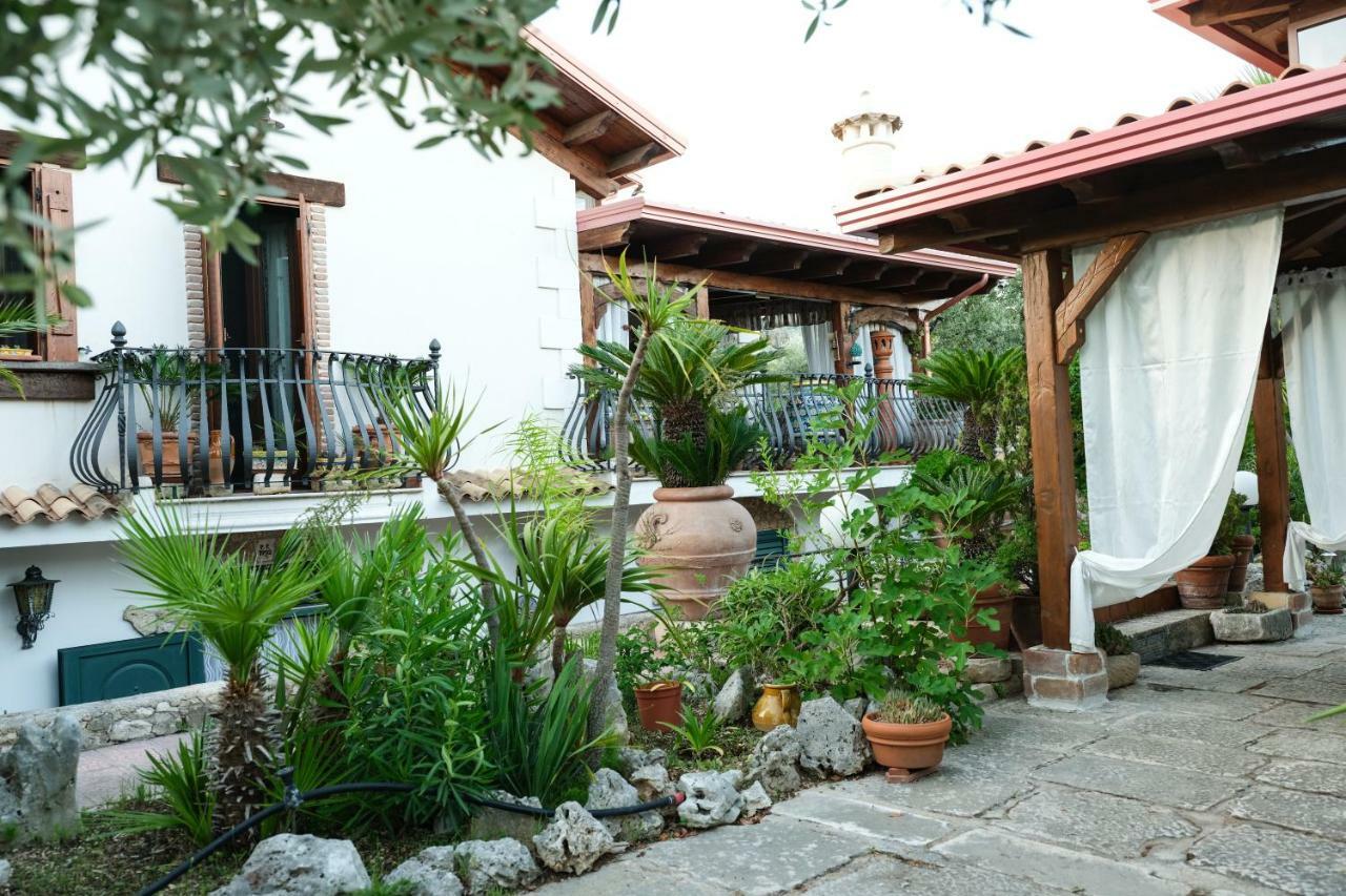 Il Casale Delle Principesse Vila Mattinata Exterior foto